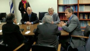 Mujica y Almagro, reunidos en la ONU con el especulador bursátil George Soros